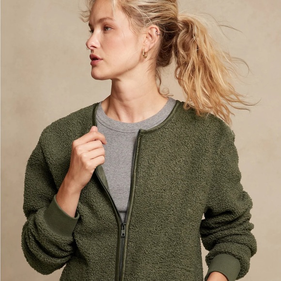 Beautiful Banana Republic Cassia Sherpa Bomber, Small, NWT - Picture 2 of 10